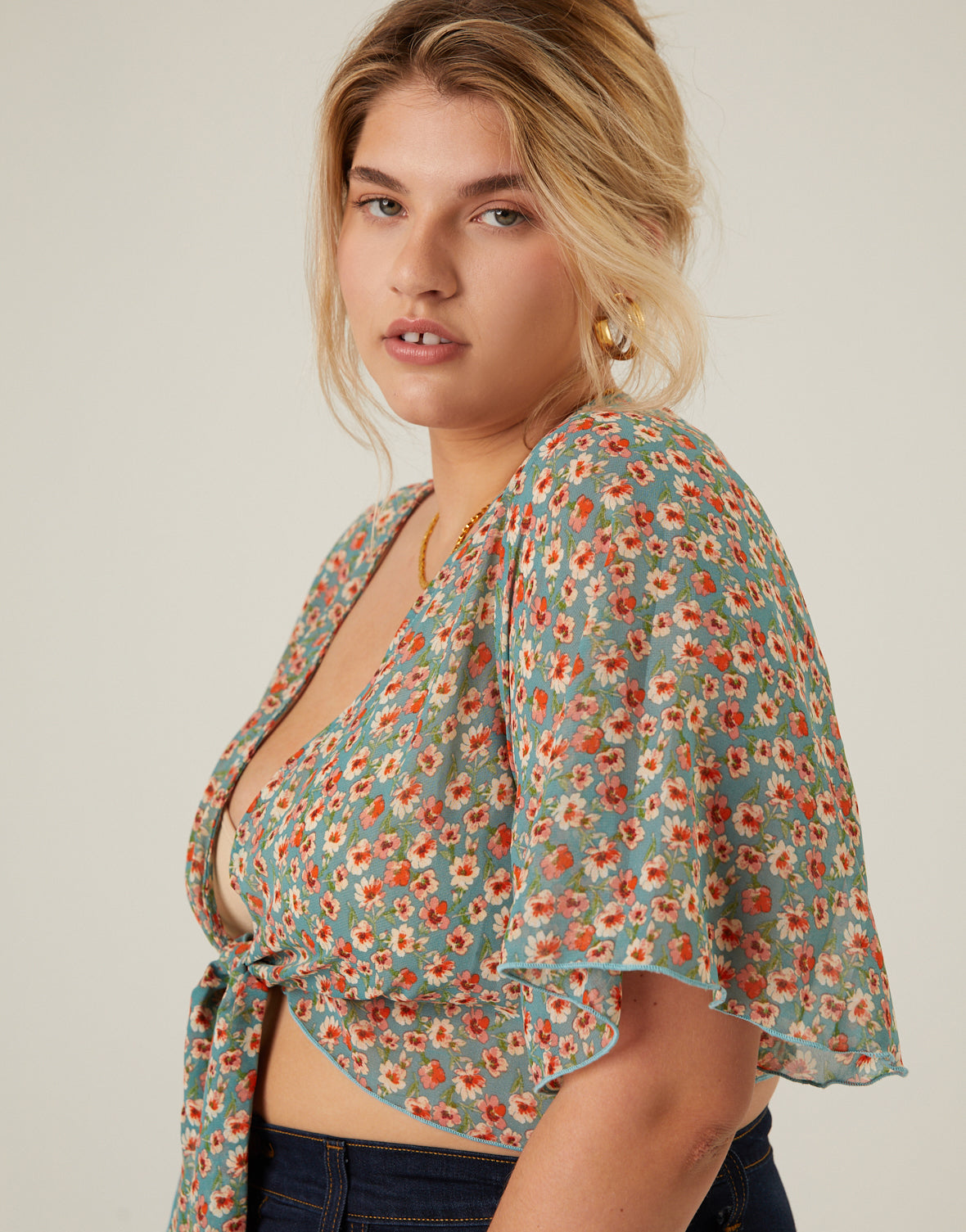 Plus Size Chiffon Floral Tie Top – 2020AVE