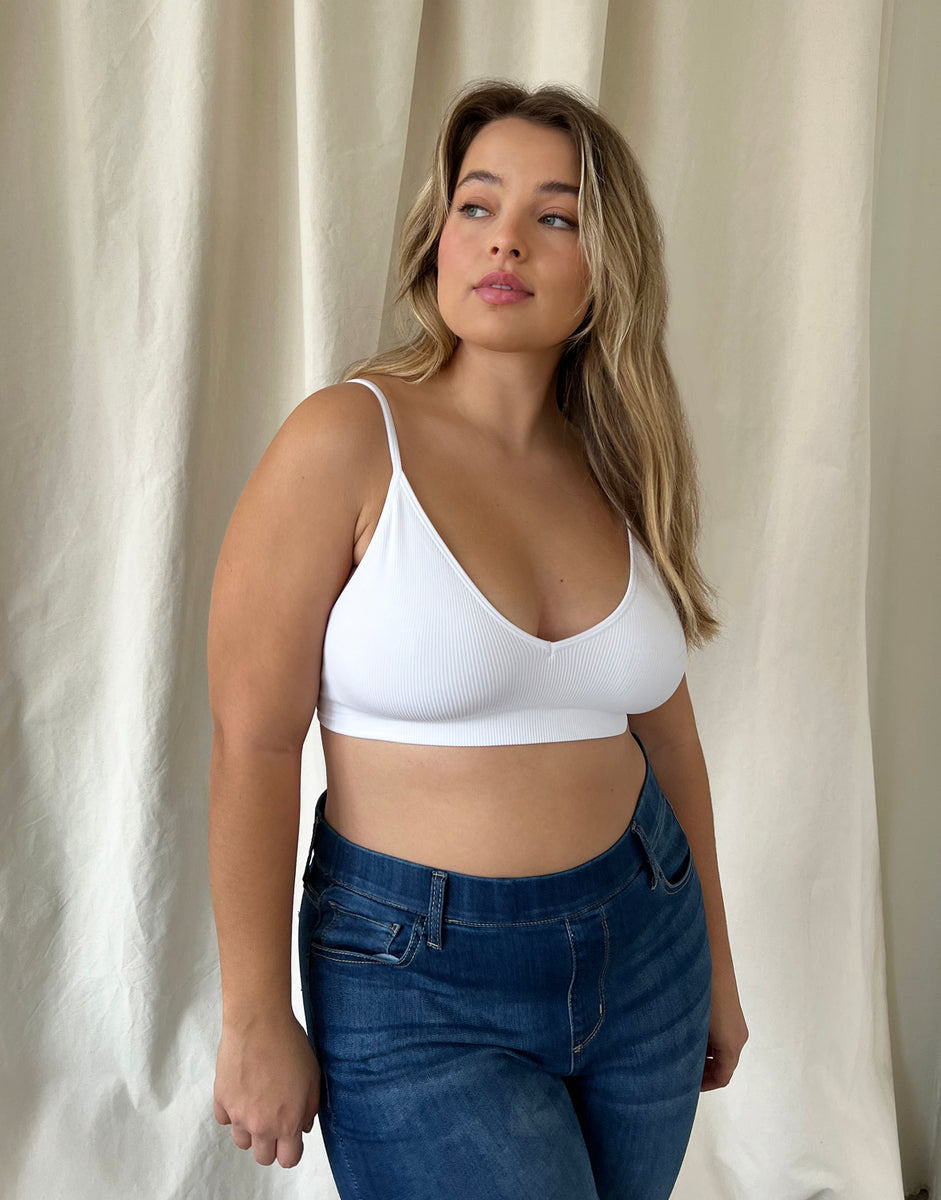 Plus Size Bralettes + Intimates – 2020AVE