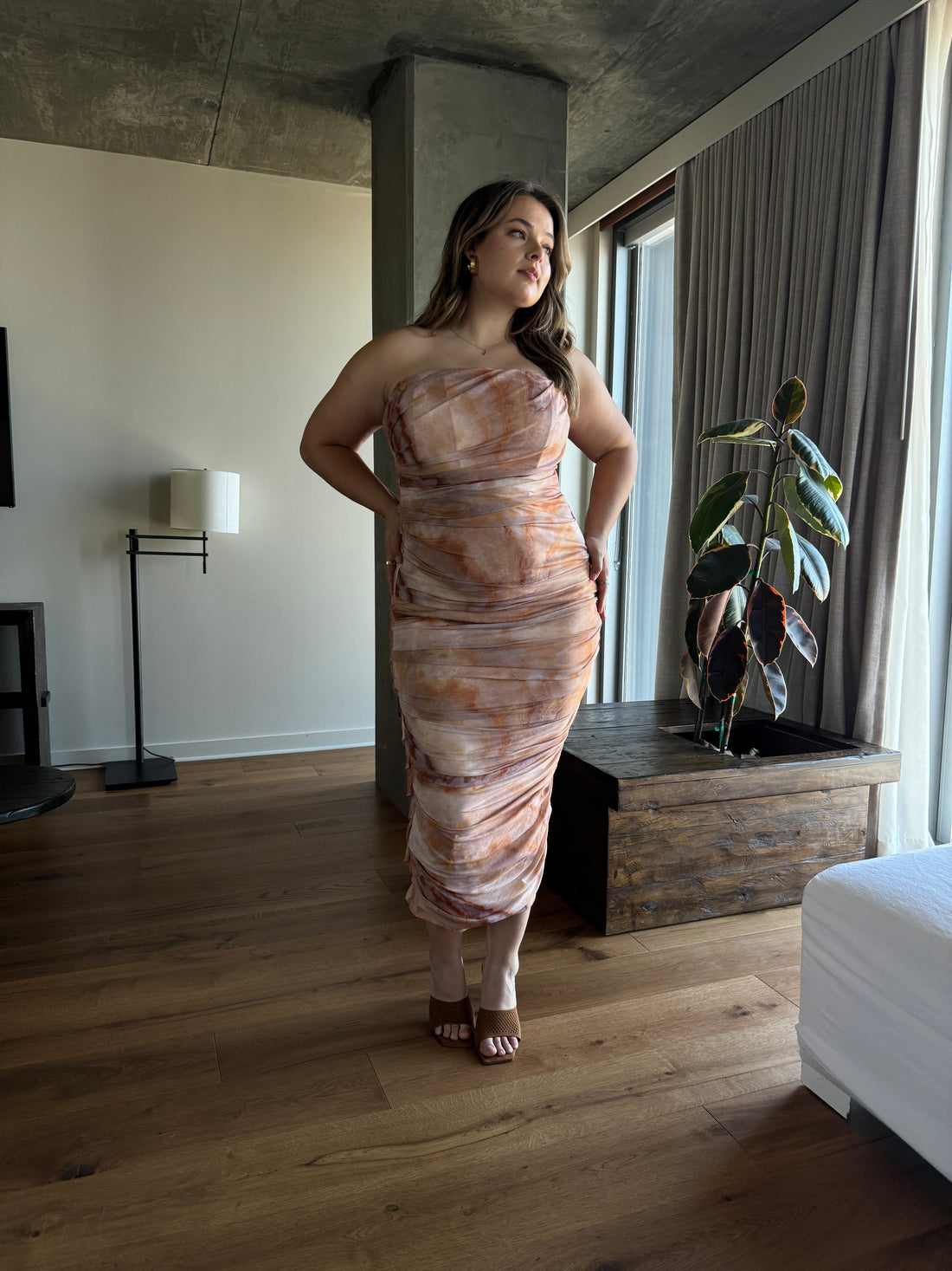 Plus Size Tie Dye Ruched Dress