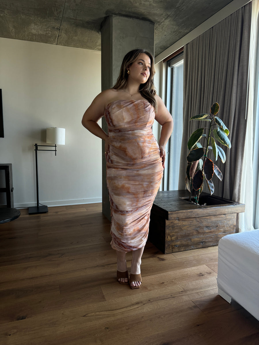 Plus Size Tie Dye Ruched Dress