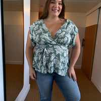 Plus Size Palm Print Top Green