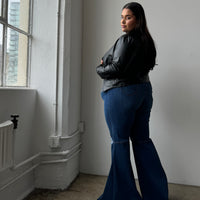 PLUS SIZE SUPER FLARED JEANS - Blue