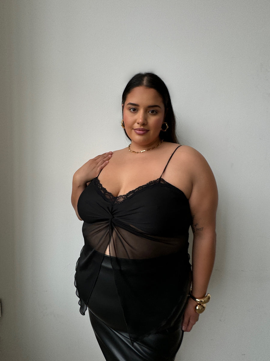 Plus Size Lace Open Front Twist Top Black