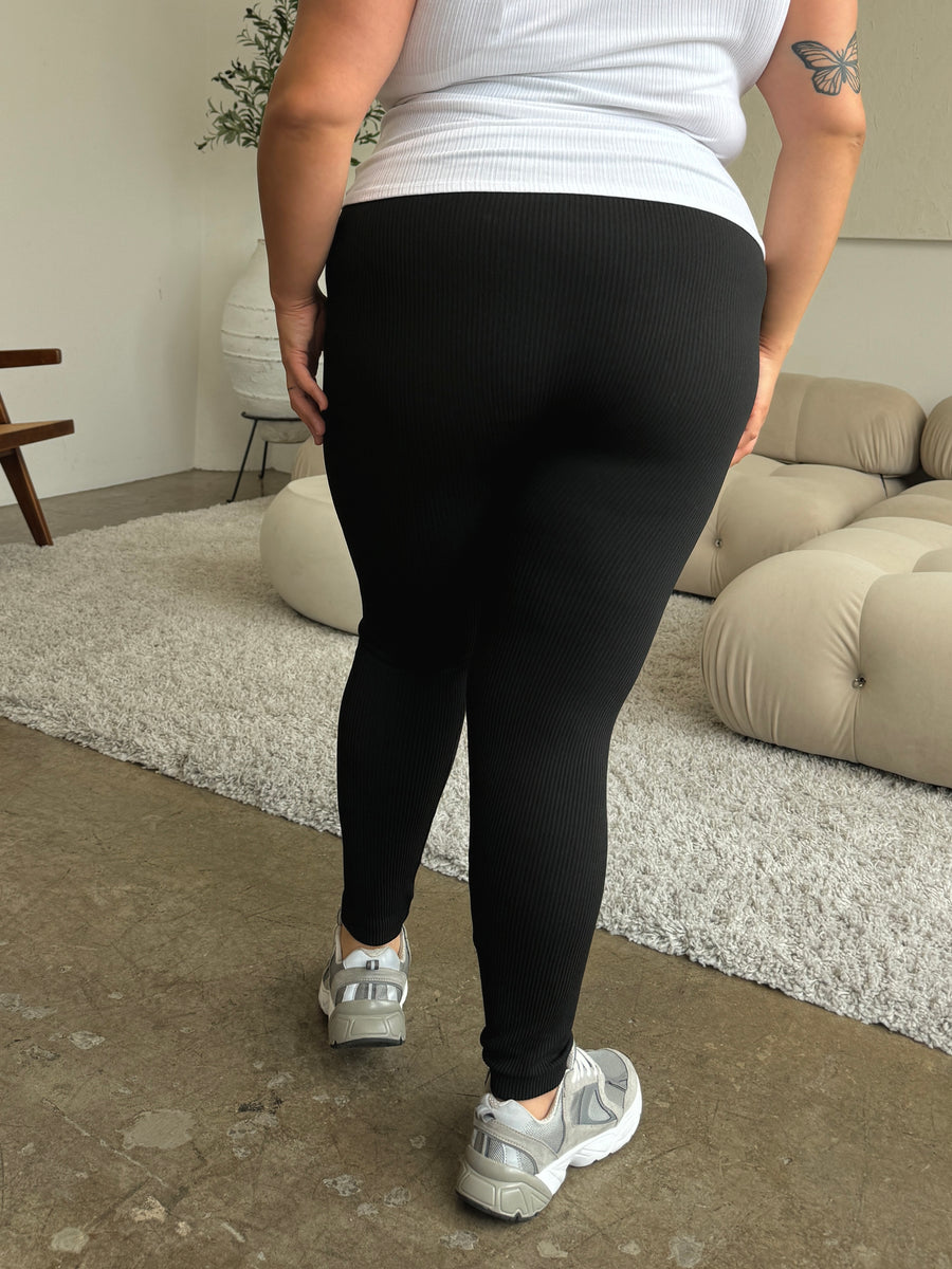 Plus Size Ribbed Leggings Black