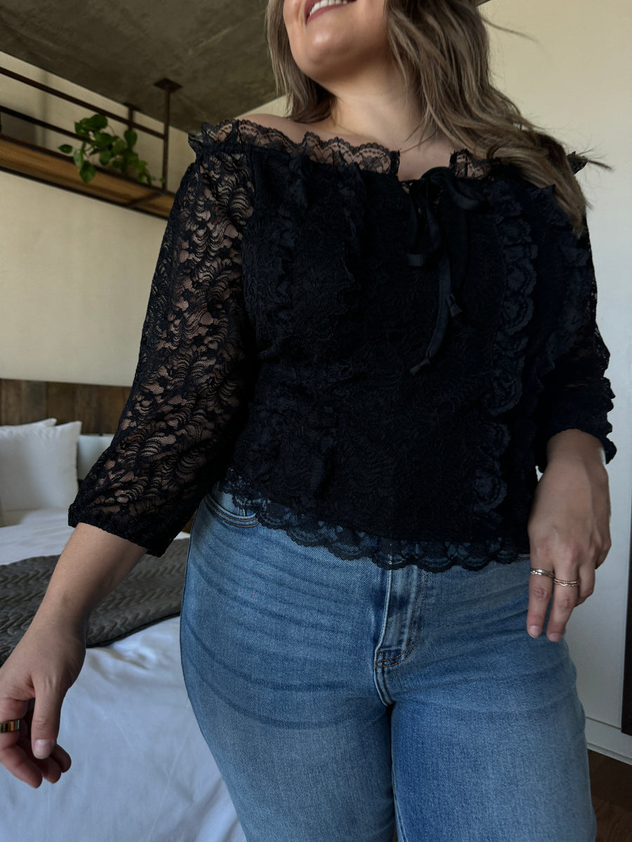 Plus Size Rococo Lace Top - Black