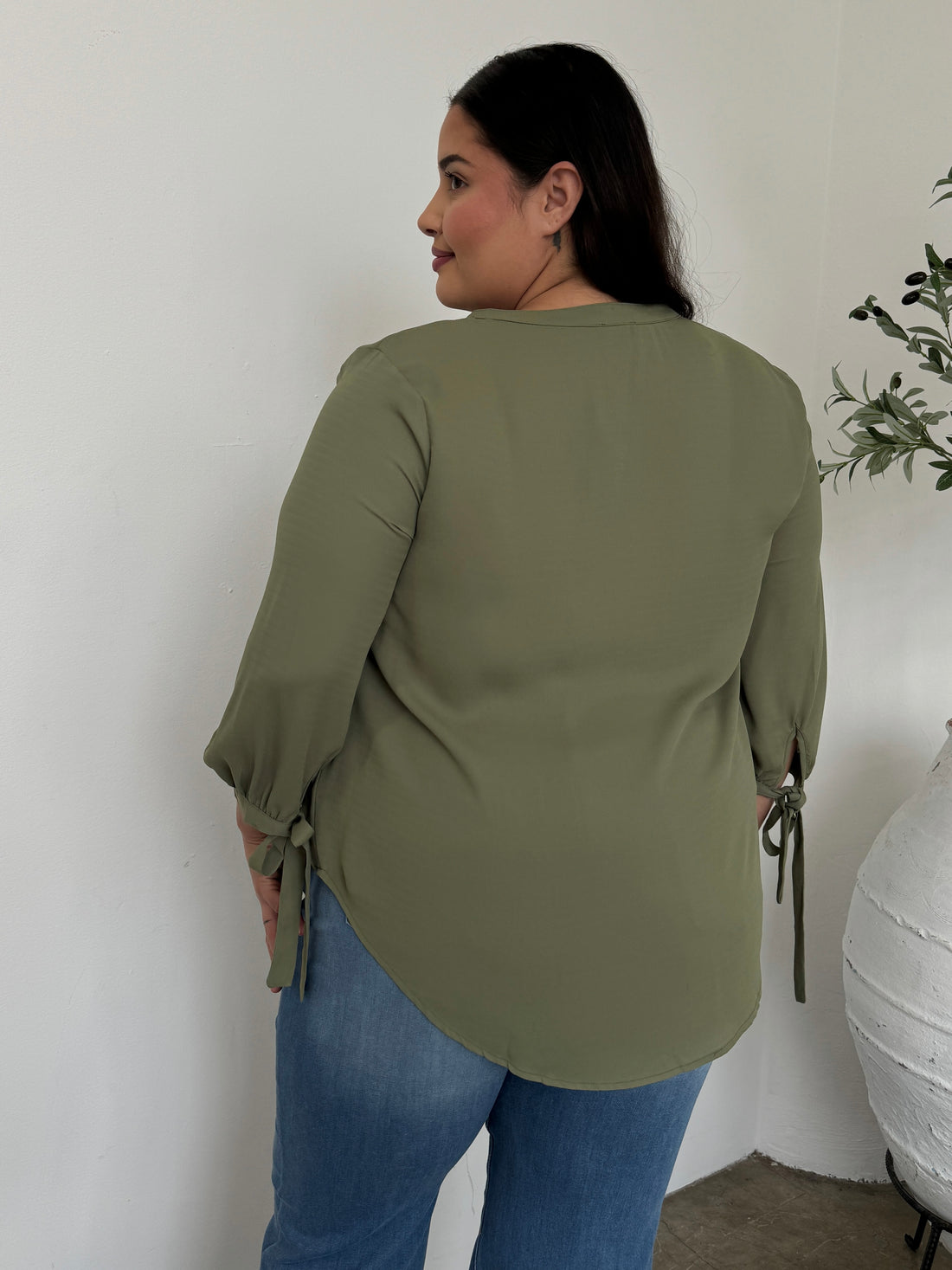 Plus Size Split Neck Flowy Blouse Plus Size Tops -2020AVE